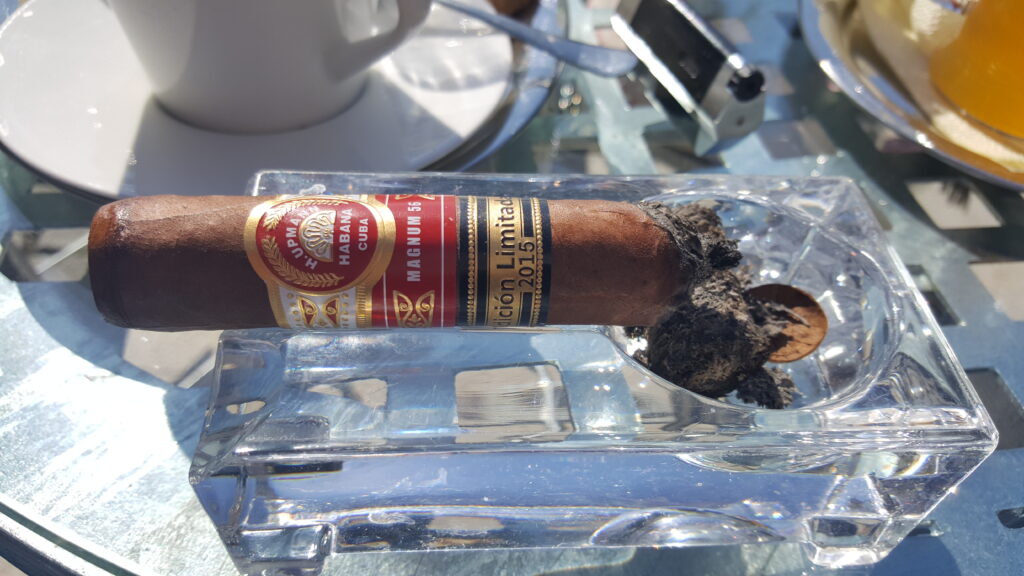H- Upmann Magnum 56 EL 2015